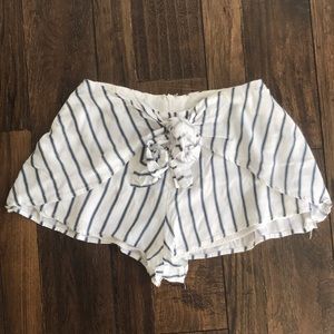 LF Tie Up Shorts